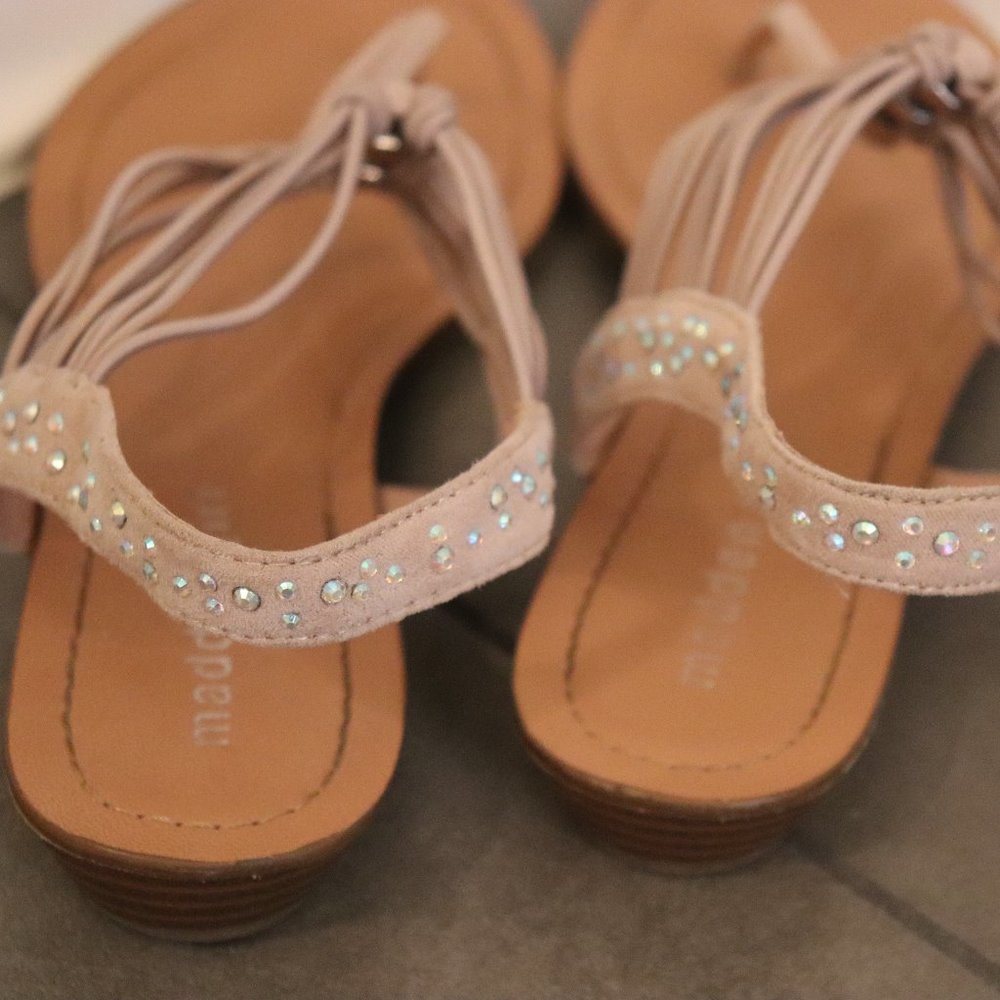 Sandals - Picture 4 of 4